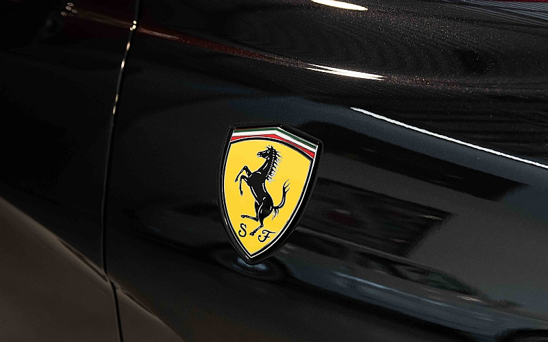 2019 Ferrari 812 Superfast LHD, 7/15