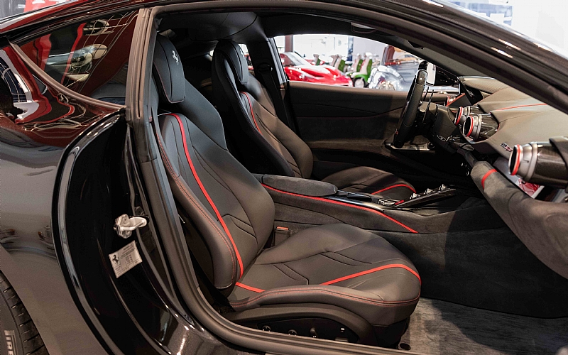 2019 Ferrari 812 Superfast LHD, 9/15