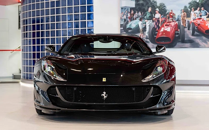 2019 Ferrari 812 Superfast LHD for sale, exterior, Carbon Fibre Driving Zone