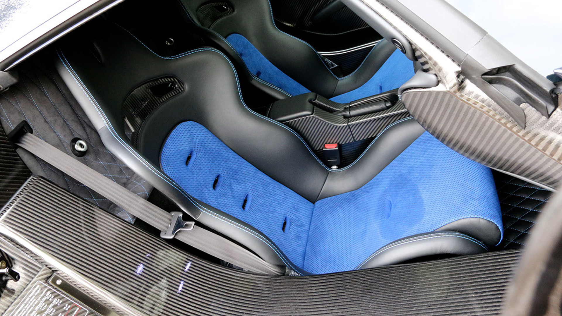 2015 KOENIGSEGG ONE:1, 6/11