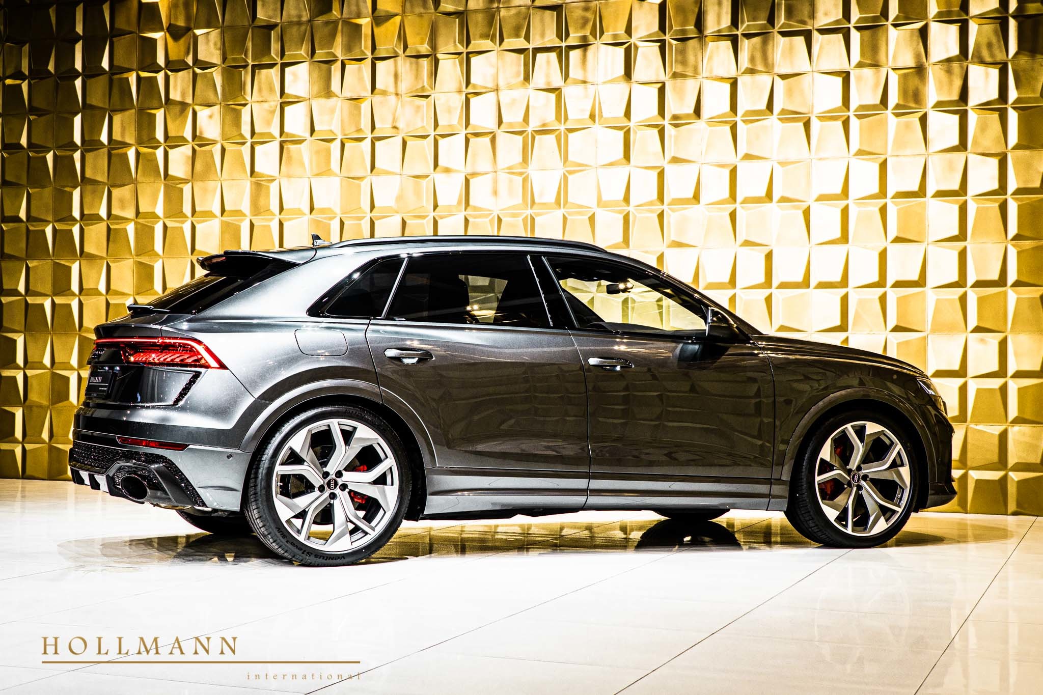 2020 Audi RS Q8, 8/20