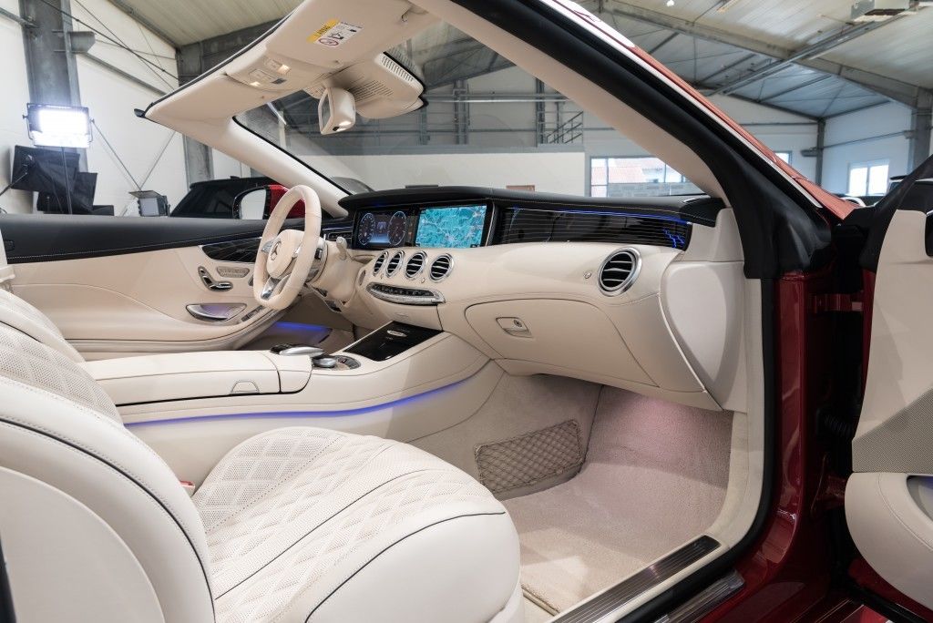 2017 Mercedes-Maybach S650 Cabrio 1 of 300, 18/20