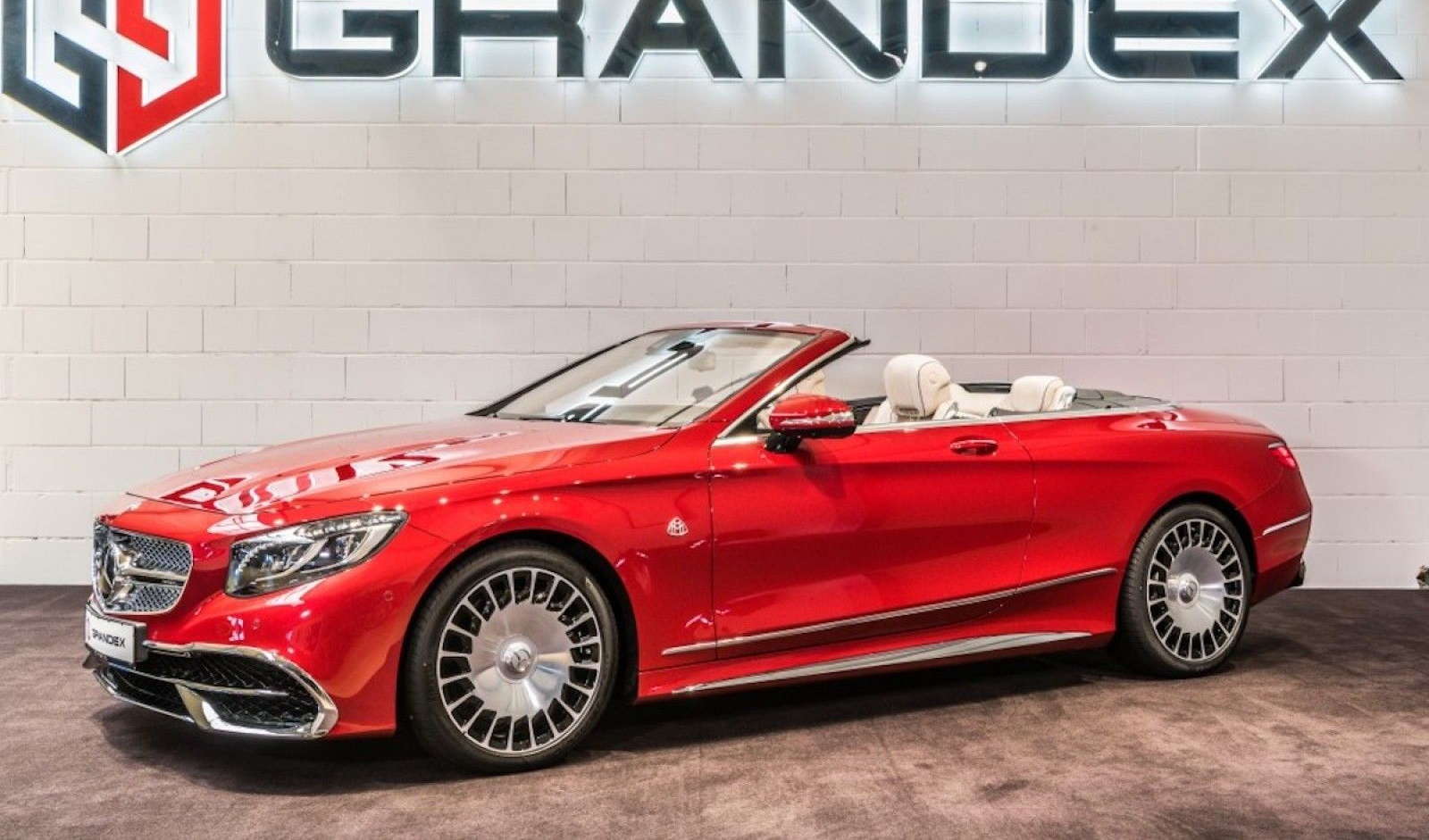 2017 Mercedes-Maybach S650 Cabrio 1 of 300