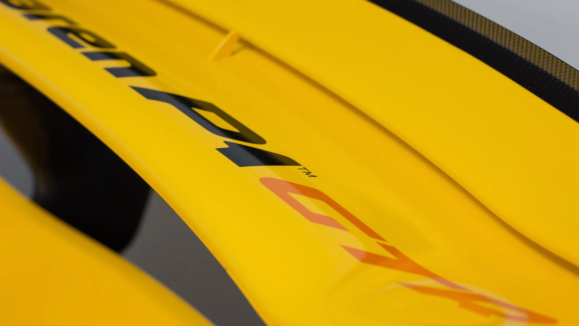 2015 MCLAREN P1 GTR, detail