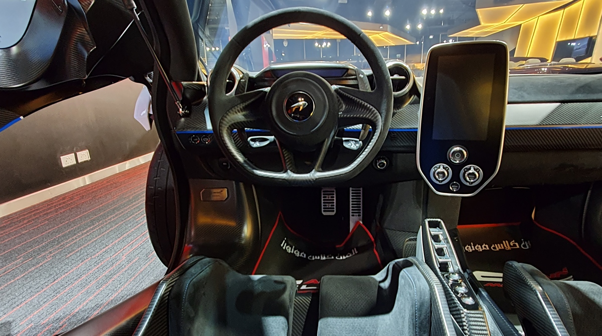 2019 McLaren Senna – 1 of 500, 4/20