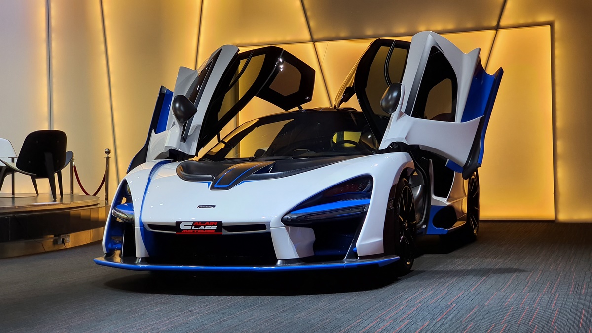 2019 McLaren Senna – 1 of 500, 11/20