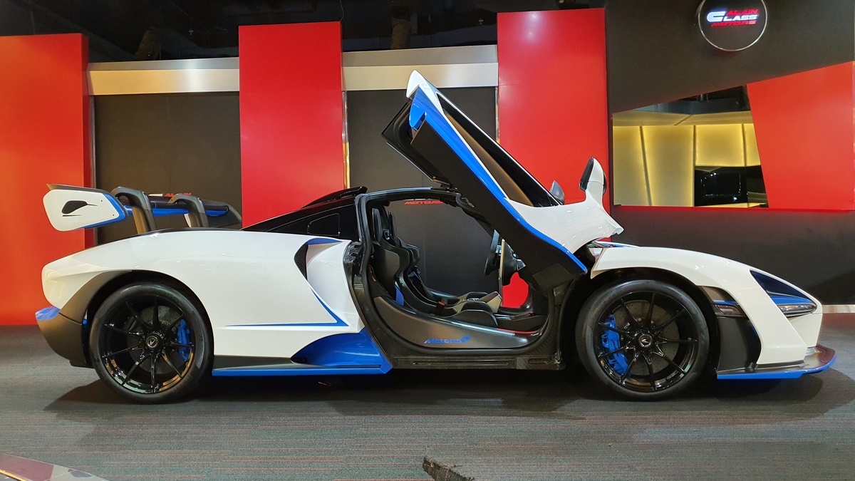 2019 McLaren Senna – 1 of 500, 16/20