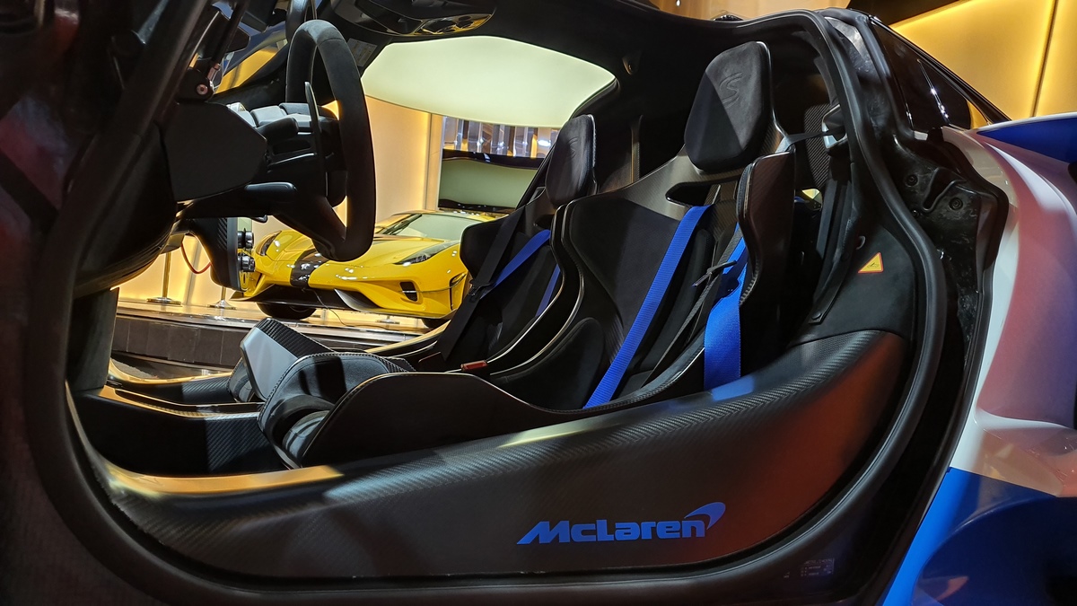 2019 McLaren Senna – 1 of 500, 18/20
