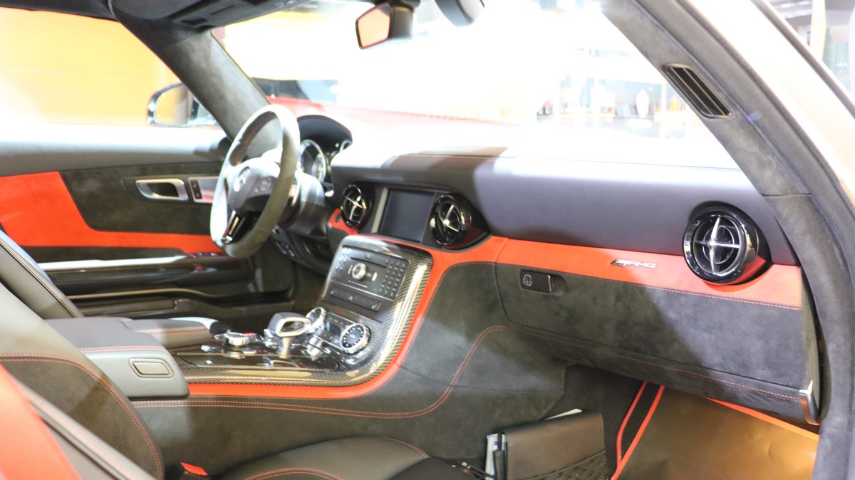 2014 Mercedes-Benz SLS AMG Black Series, 5/19