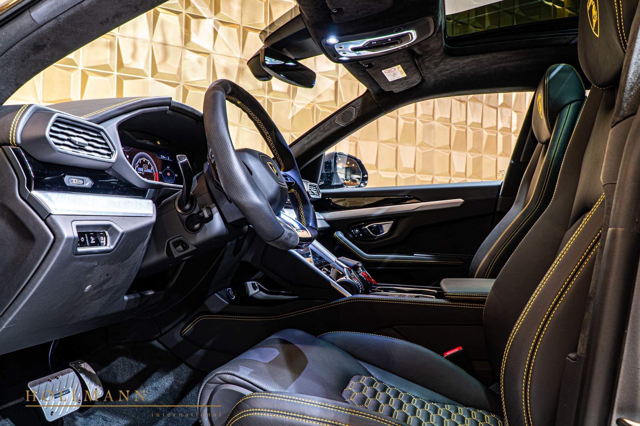 2020 Lamborghini Urus, 4/20