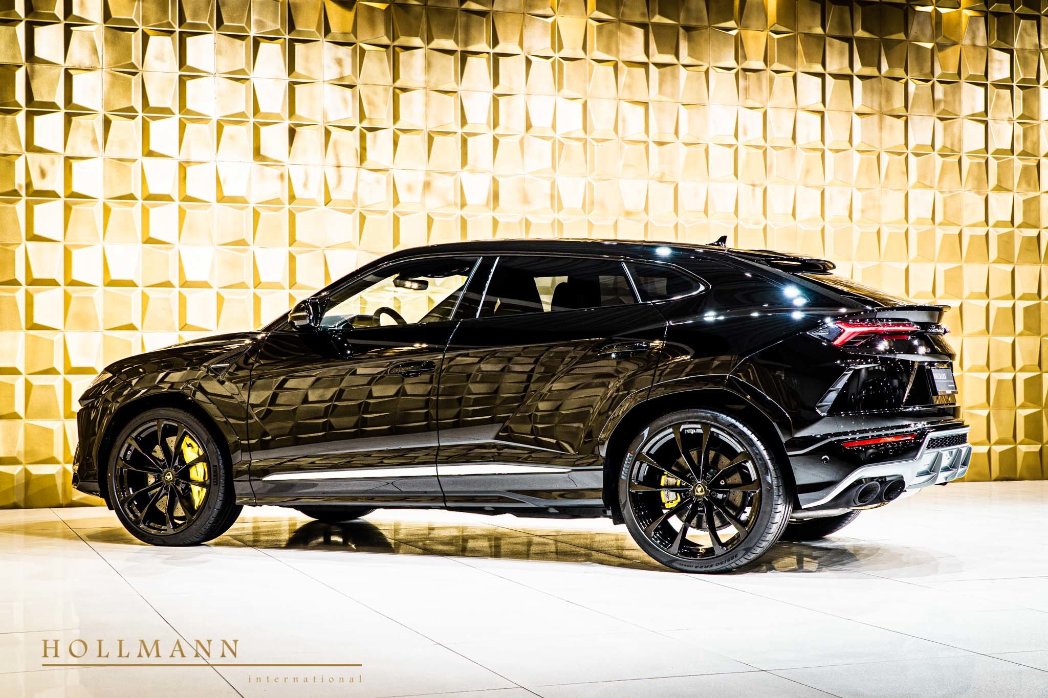 2020 Lamborghini Urus, 8/20
