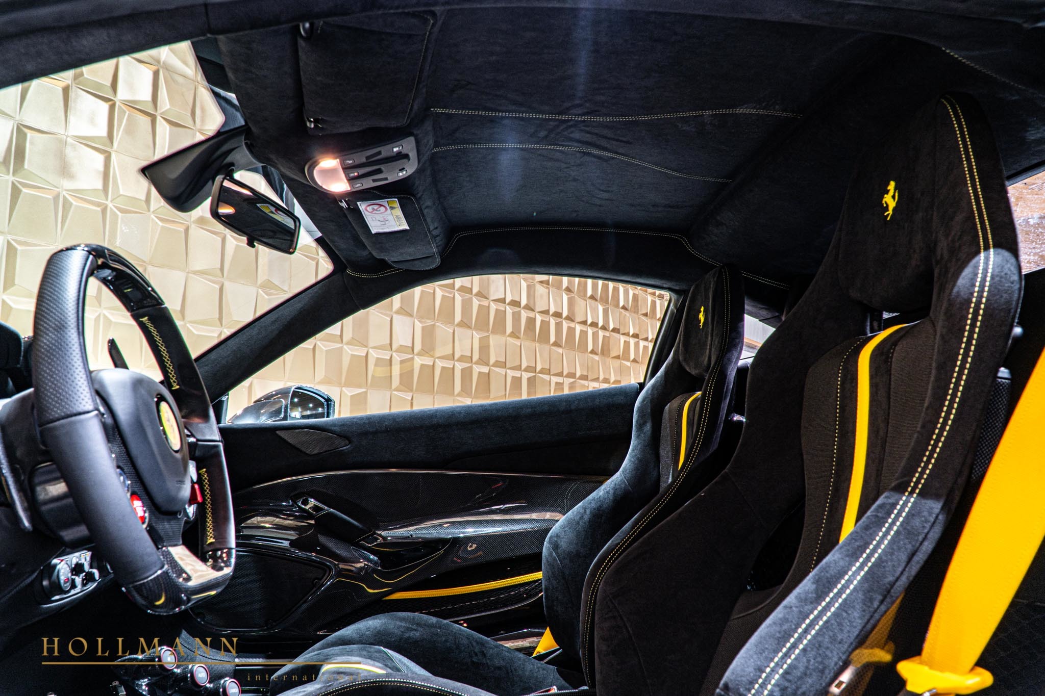 2020 Ferrari 488 Pista, 3/17