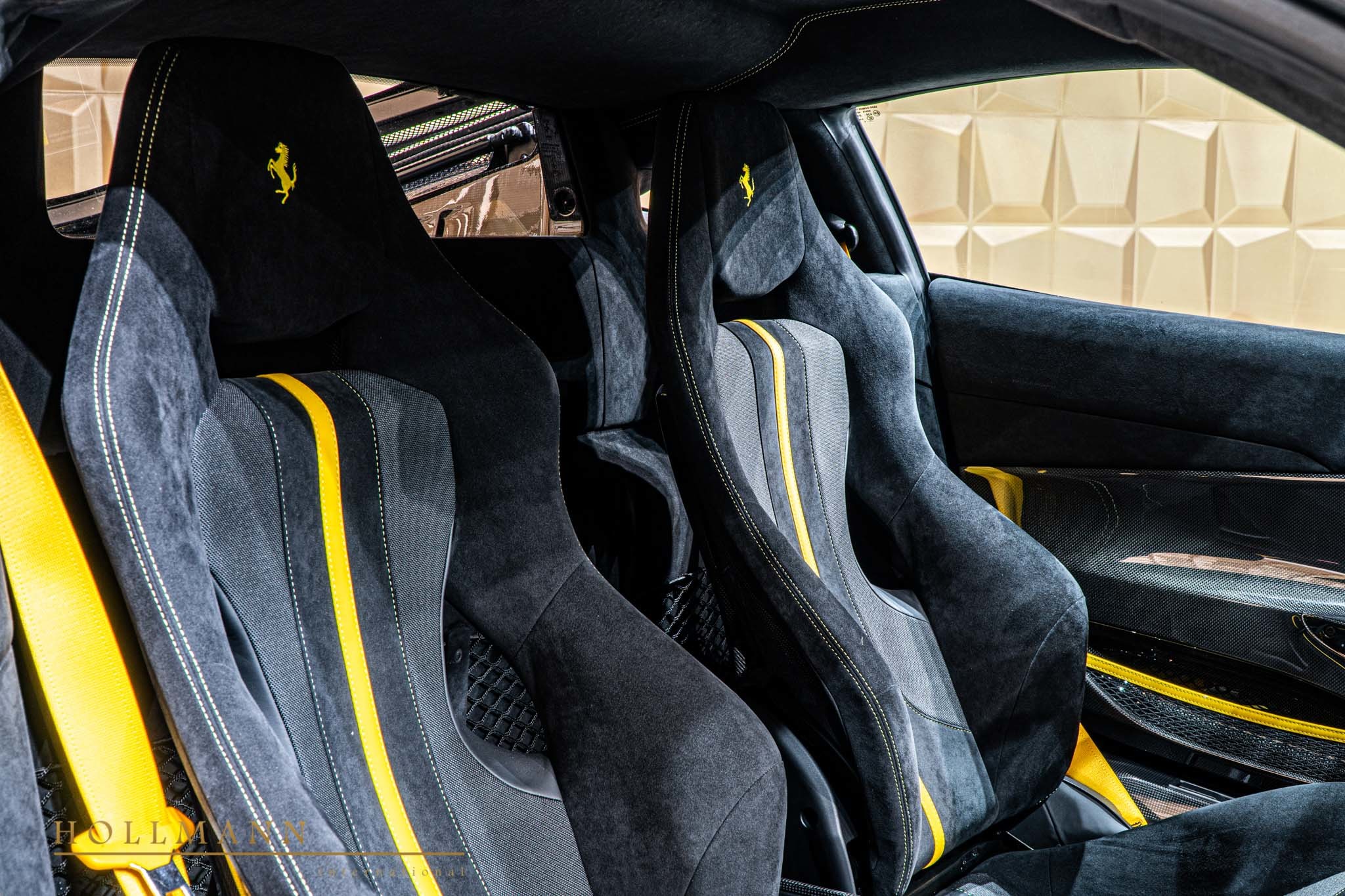 2020 Ferrari 488 Pista, 15/17