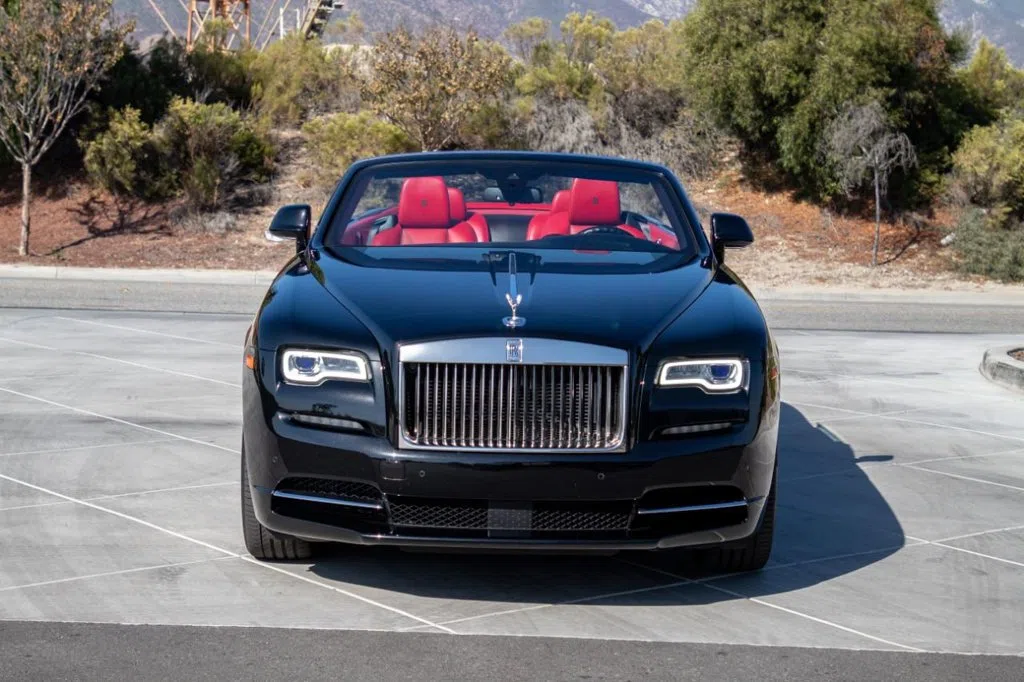 2016 Rolls-Royce Dawn, exterior, Black