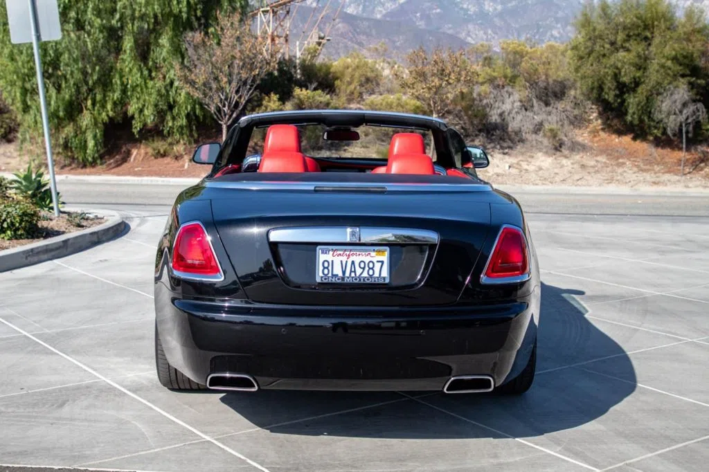 2016 Rolls-Royce Dawn, exterior, Black