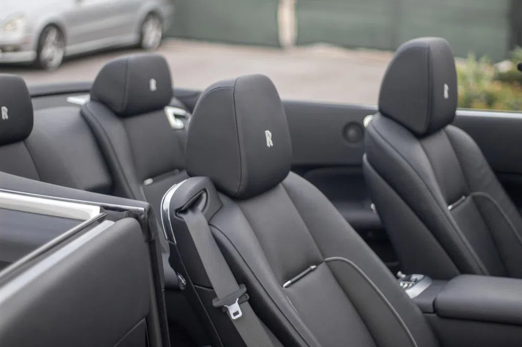 2016 Rolls-Royce Dawn interior, seats, Black Leather