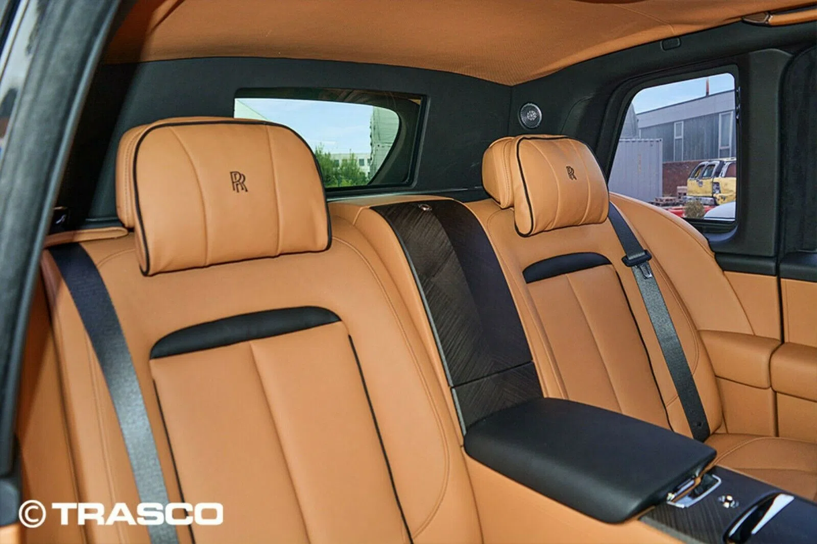 2019 Rolls-Royce Cullinan gepanzert in TRASCO interior, seats, Black