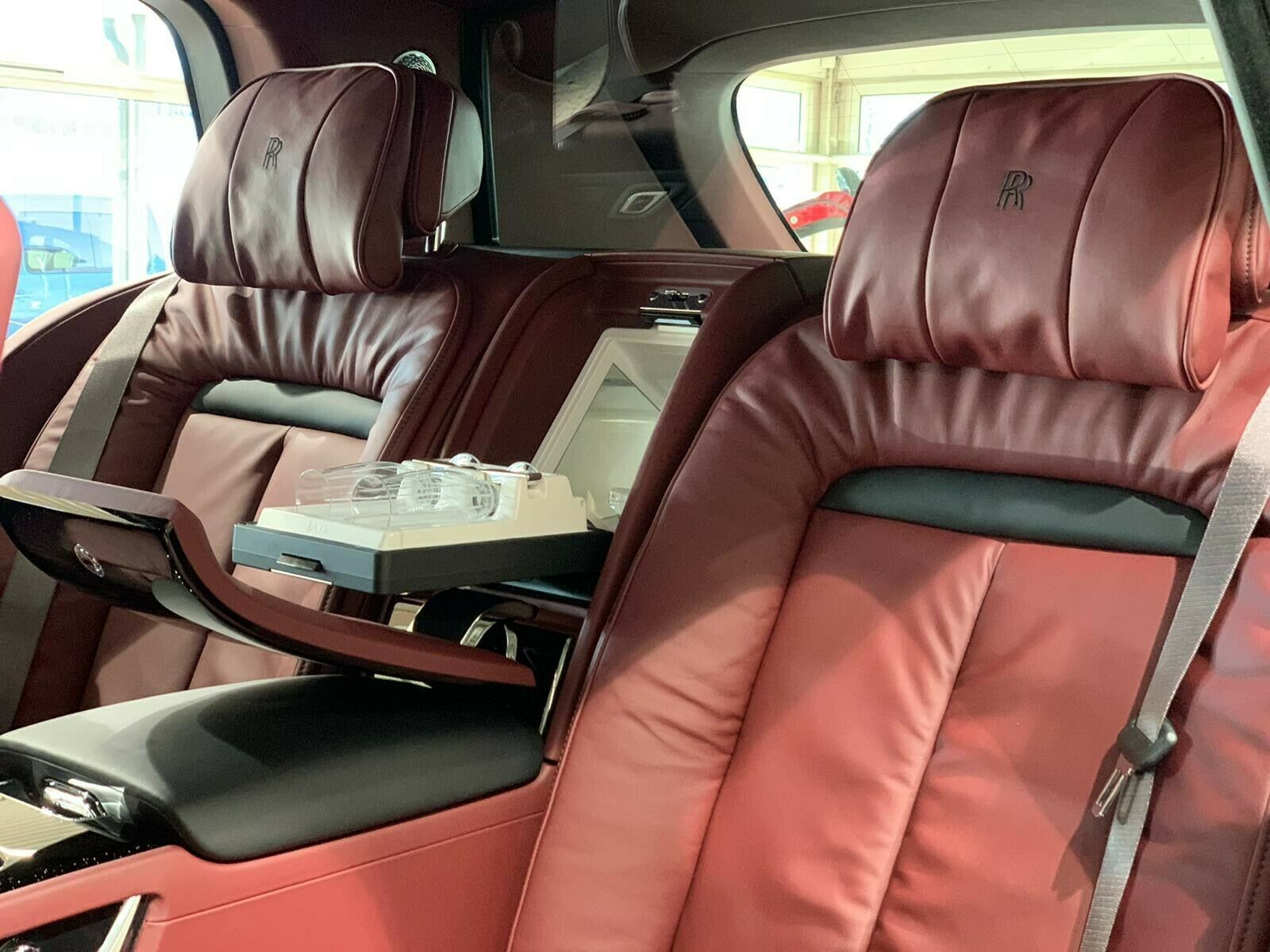 2019 Rolls-Royce Cullinan, 6/12