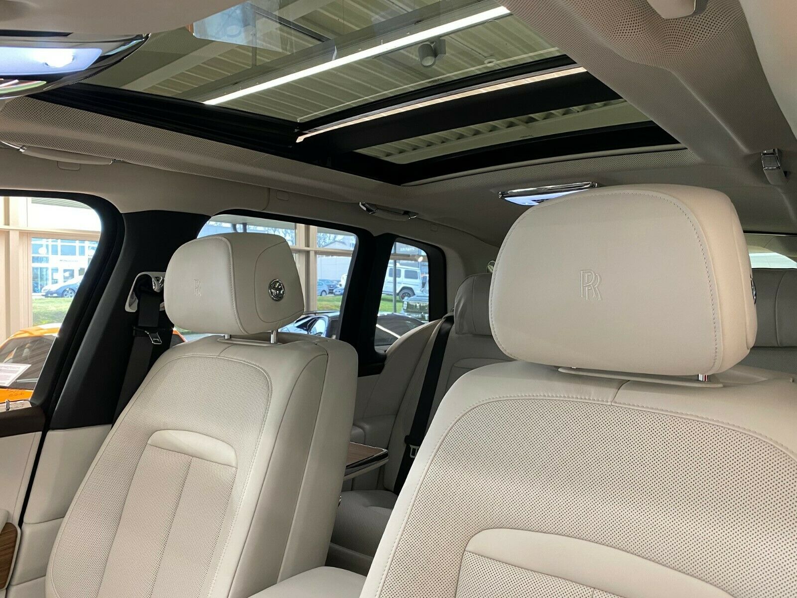 2020 Rolls-Royce Cullinan, 9/20