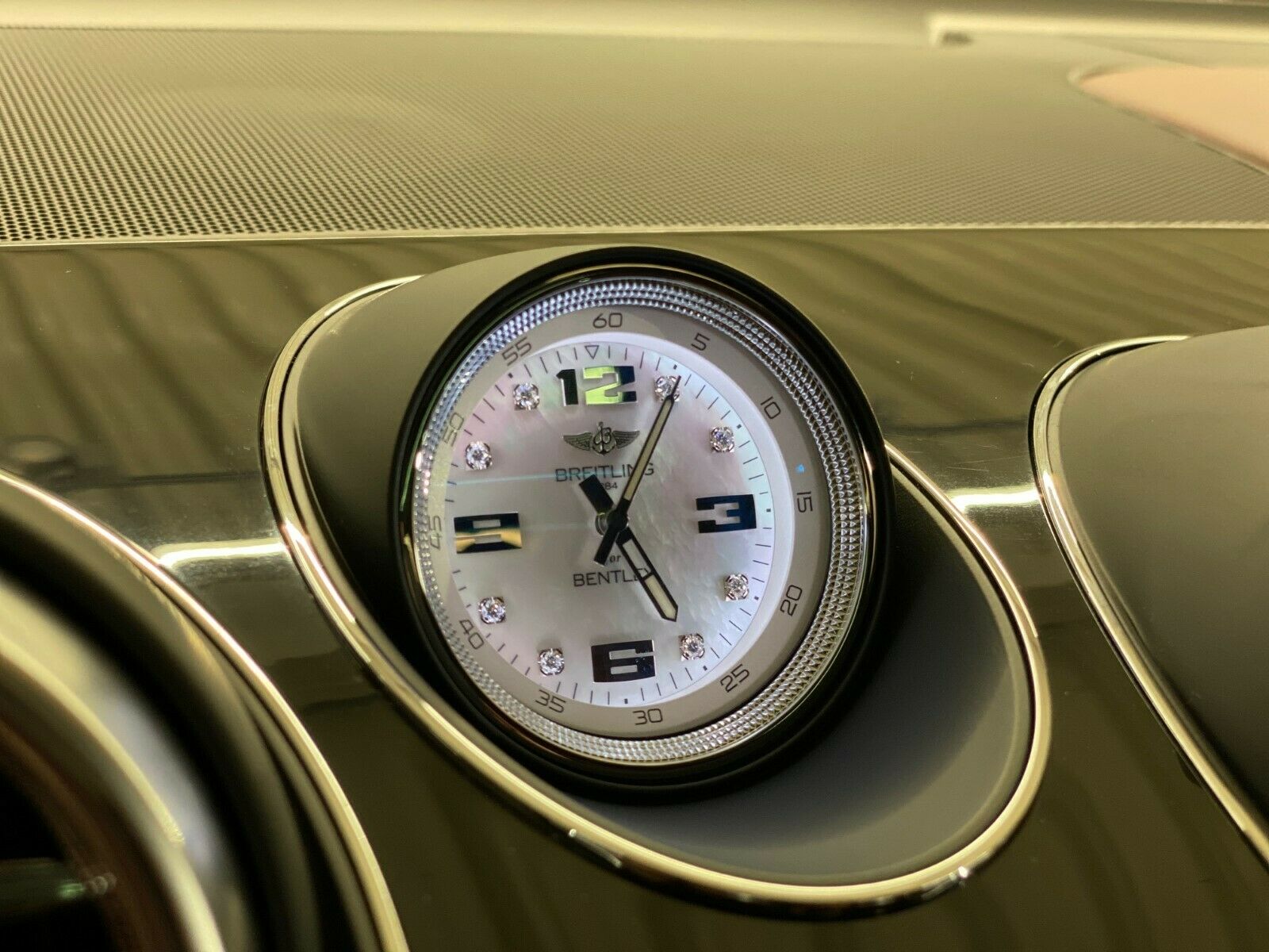 2019 Bentley Bentayga, 6/18