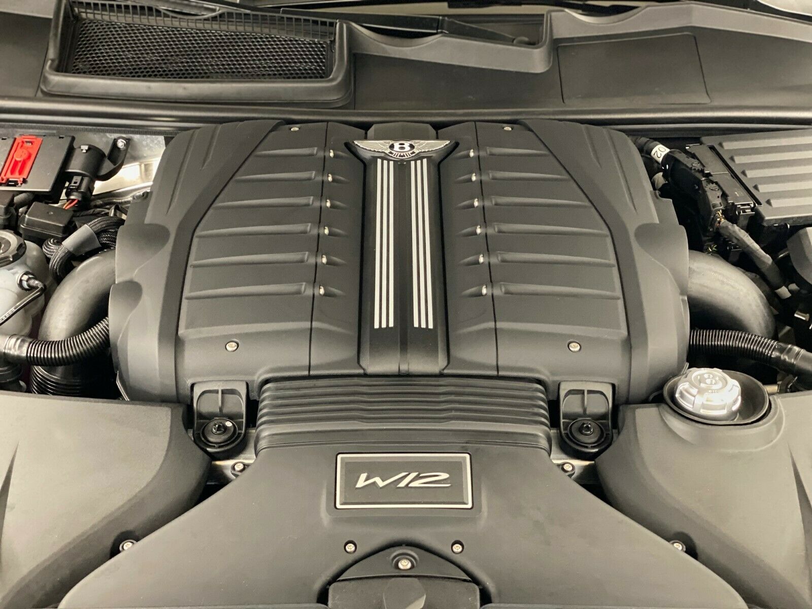 2019 Bentley Bentayga, 16/18