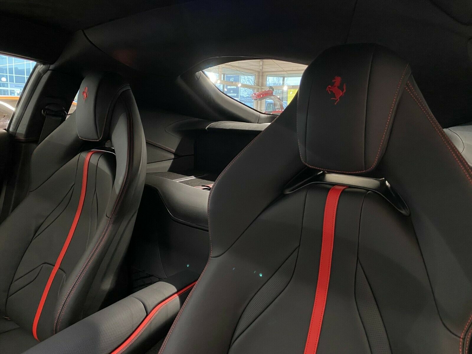 2020 Ferrari 812 Superfast, 7/14