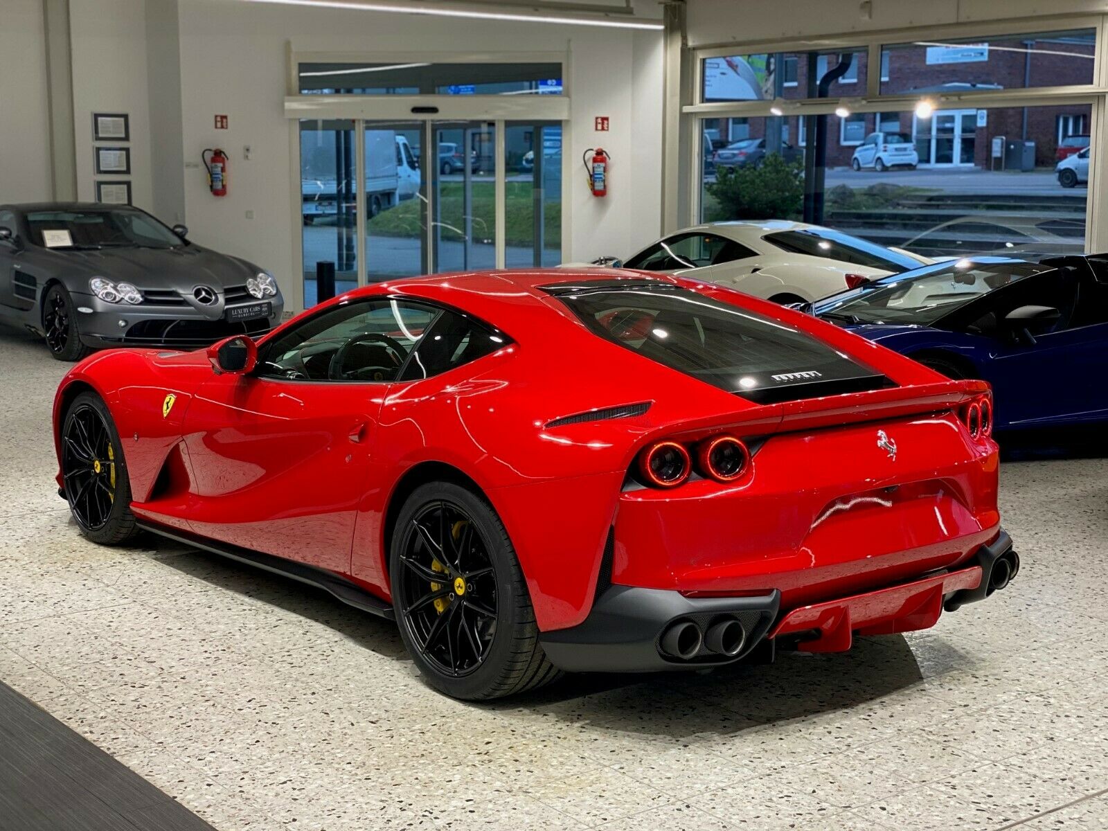 2020 Ferrari 812 Superfast, 13/14