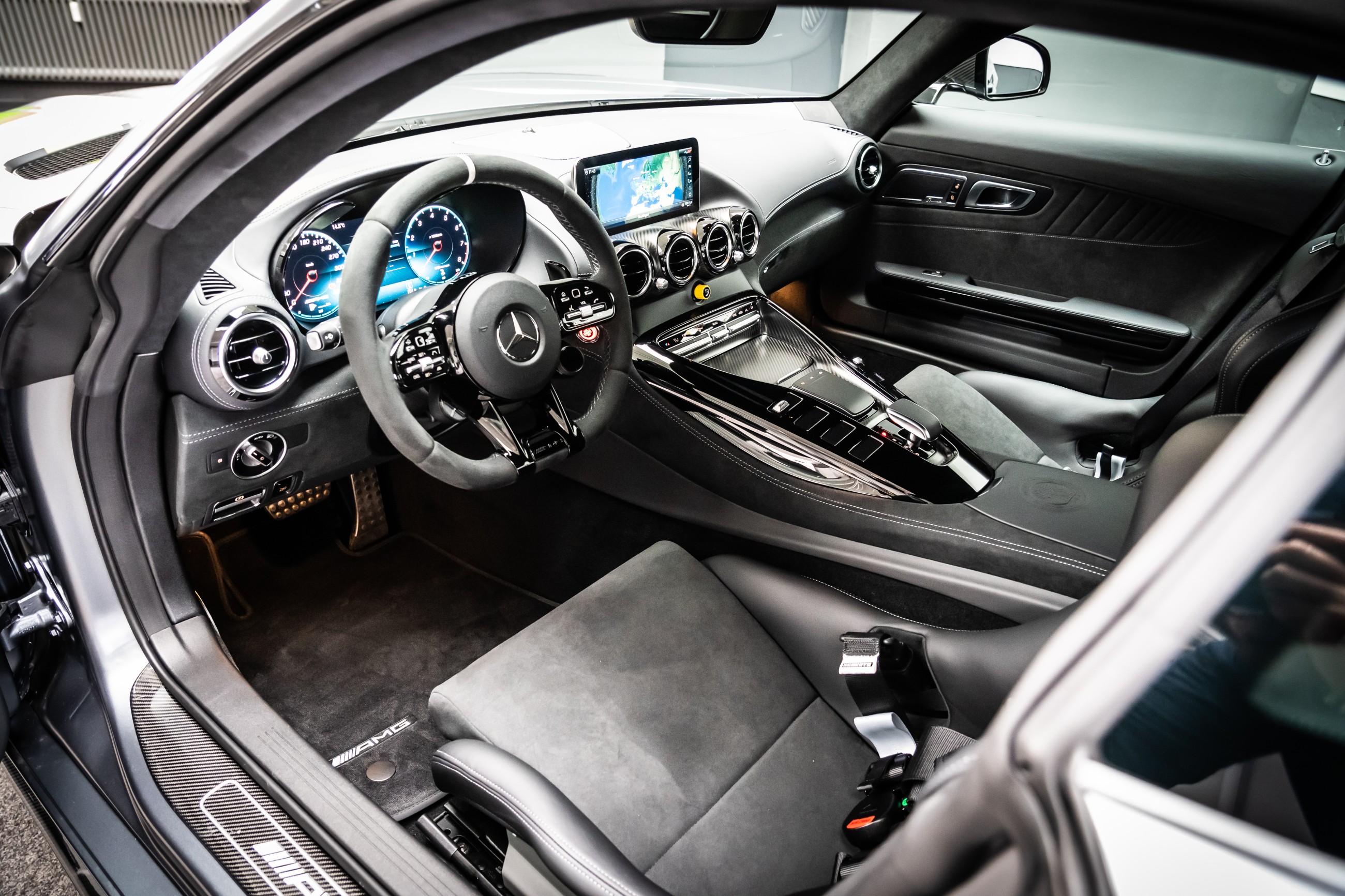 2020 Mercedes-Benz AMG GT R PRO, 6/18