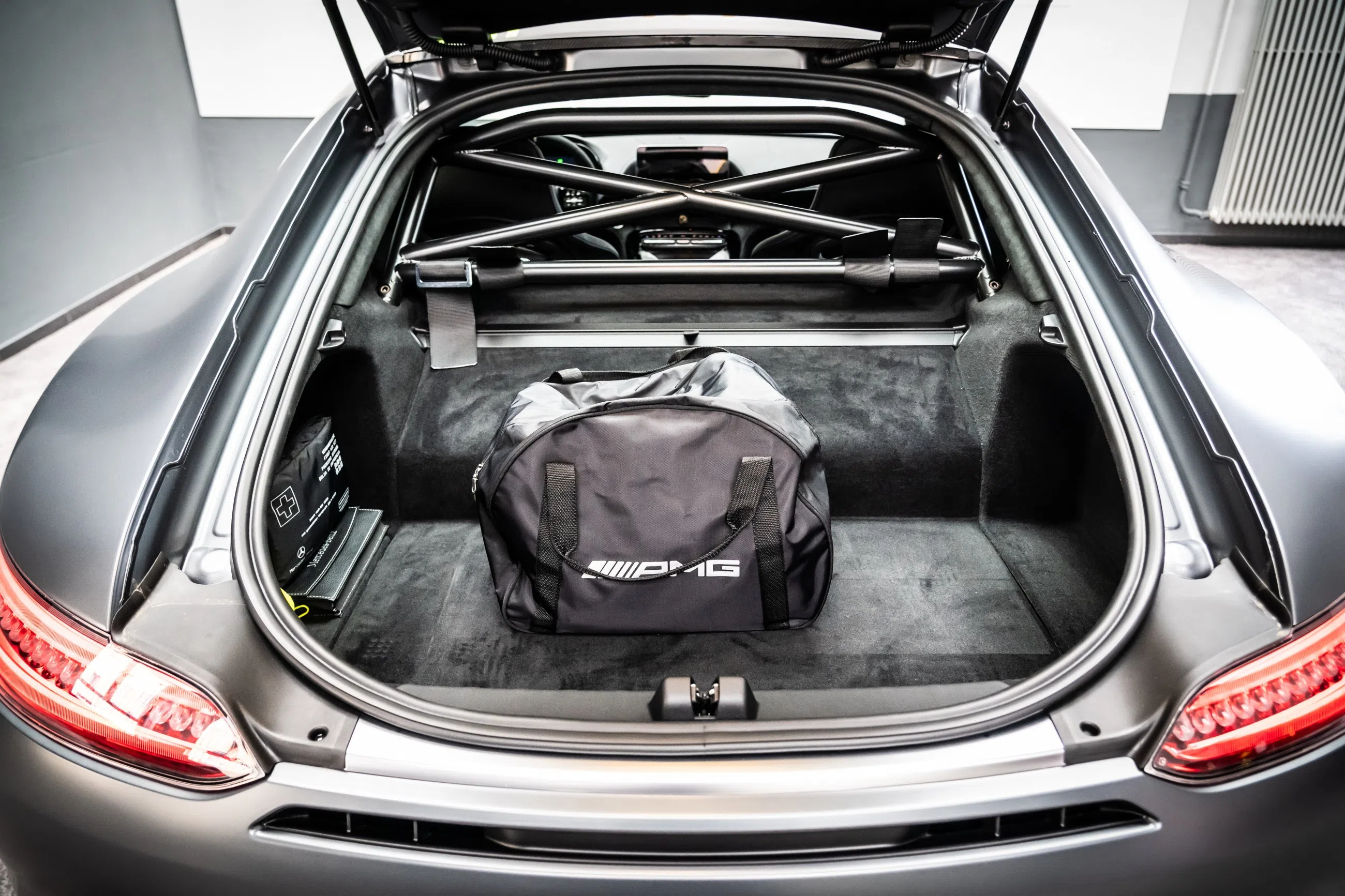 2020 Mercedes-Benz AMG GT R PRO trunk