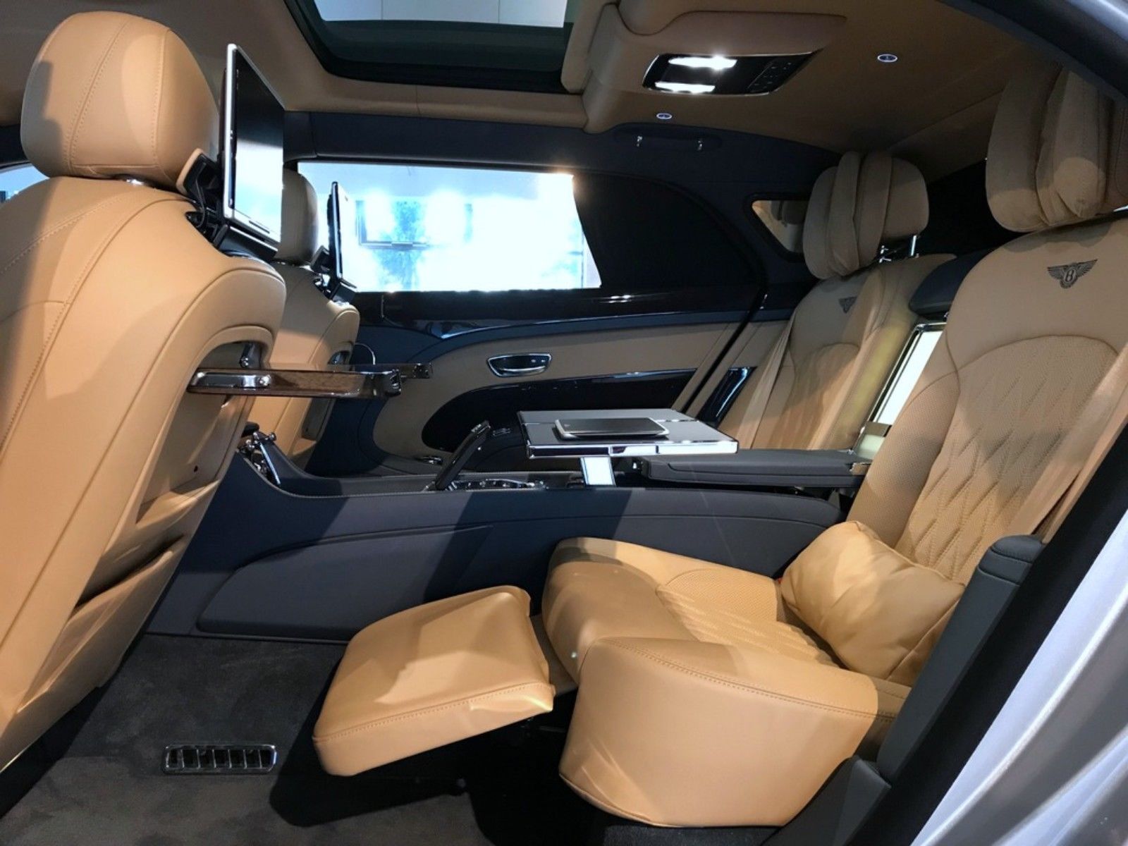 2016 Bentley Mulsanne Extended Wheelbase "Mulliner", 15/15