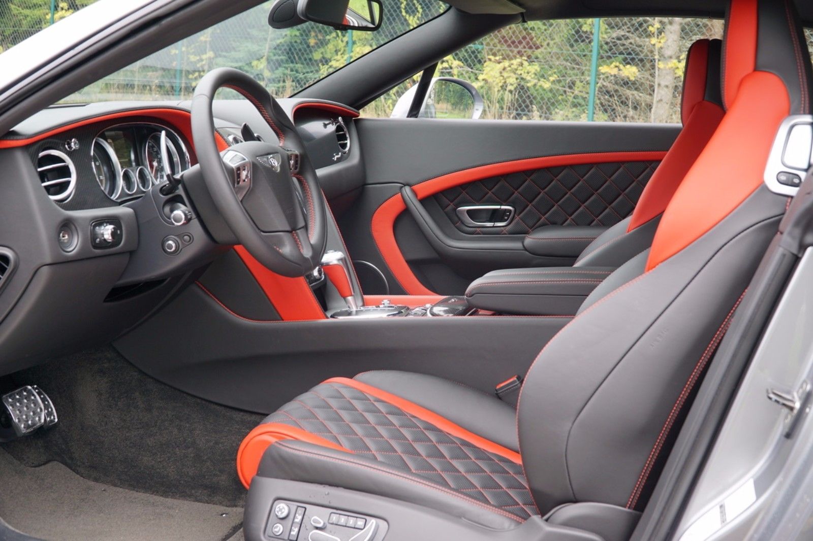 Bentley Continental GT Convertible Speed Black Edition, 6/14