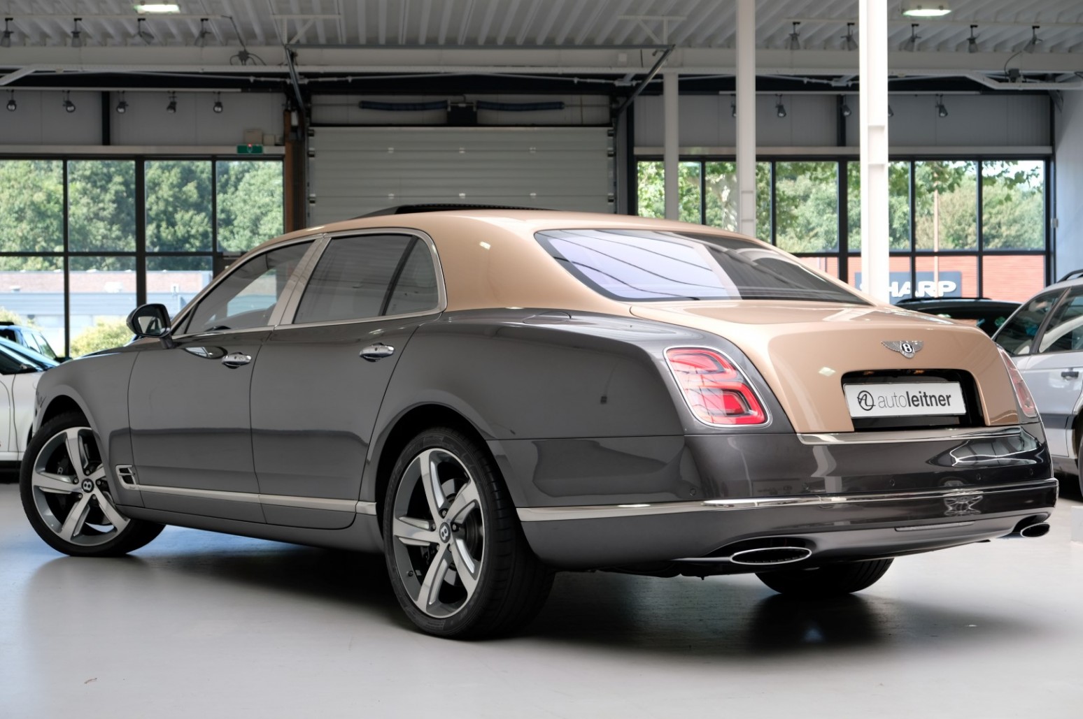 2017 Bentley Mulsanne Speed Mulliner Rose Gold over Magnetic metallic, 18/20