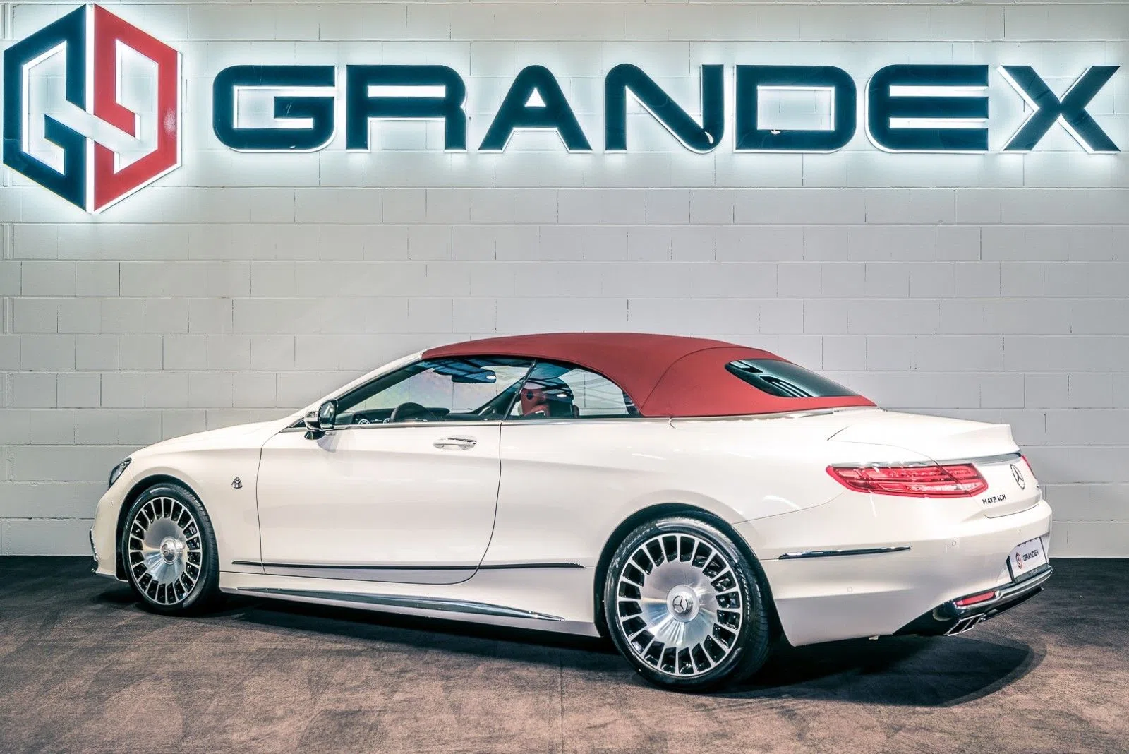 2017 Mercedes-Maybach S650 Cabrio
