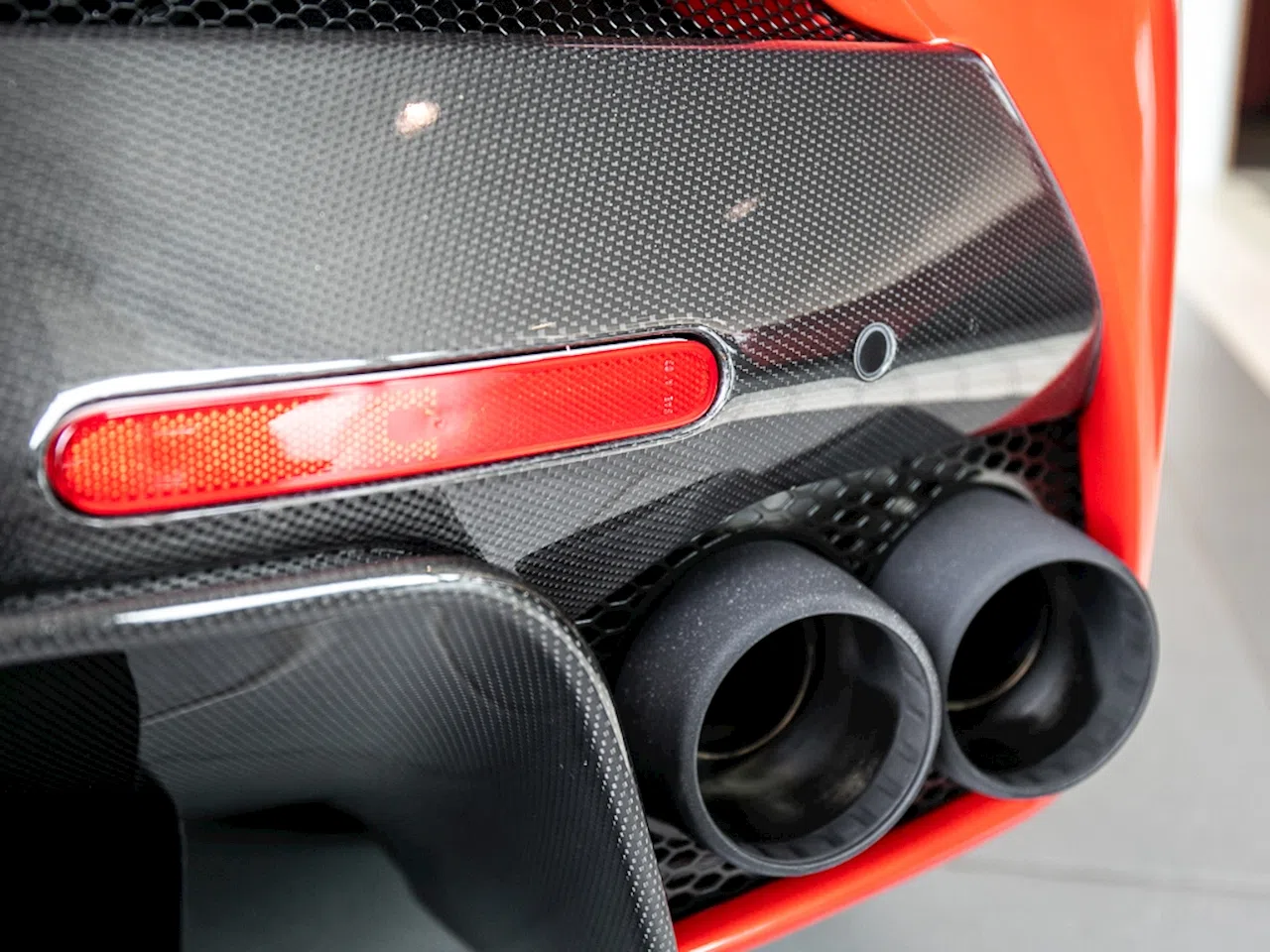 2014 Ferrari LaFerrari for sale, exterior, RossRosso Formula 1 2007