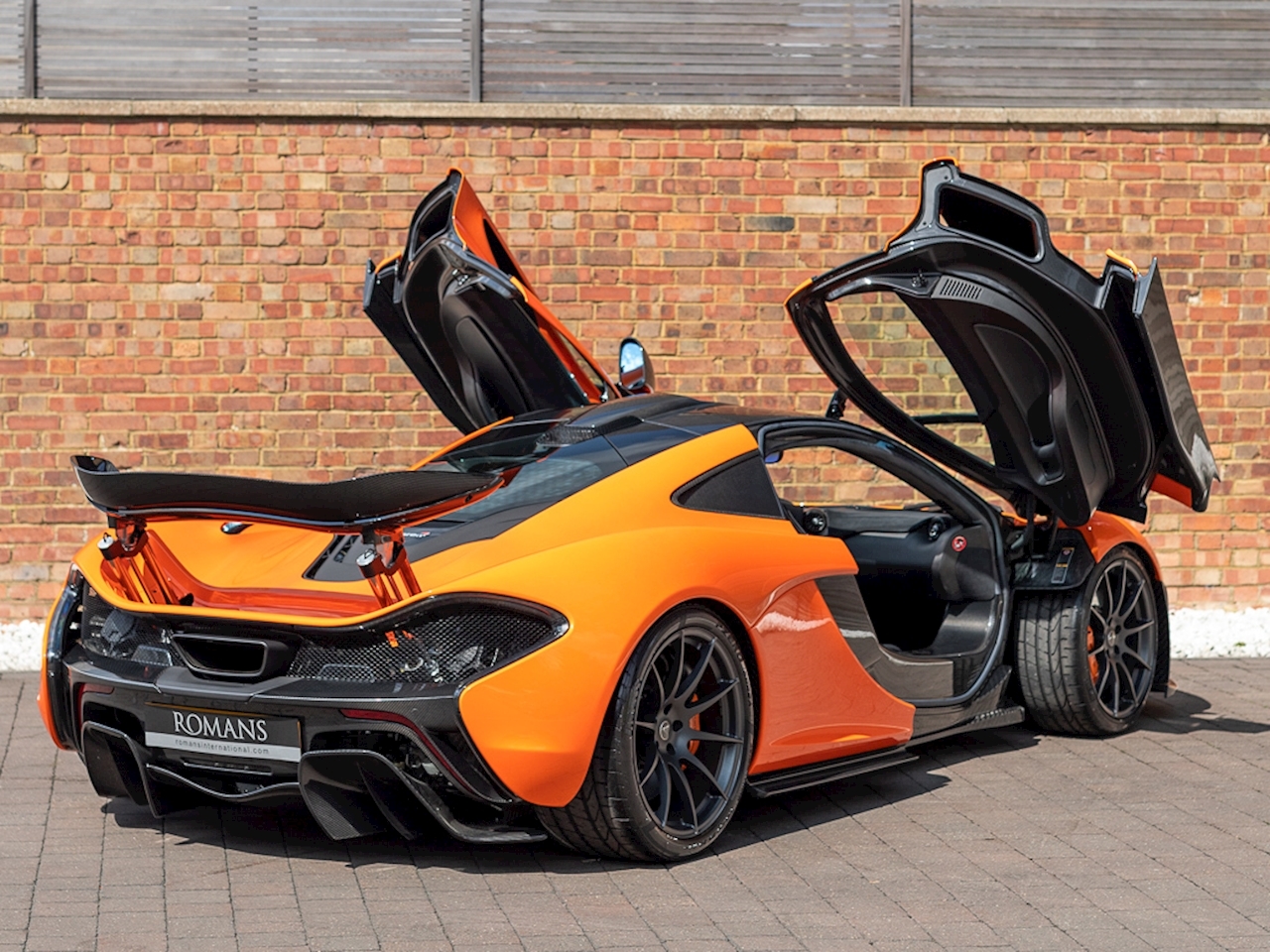 2015 McLaren P1, 2/20