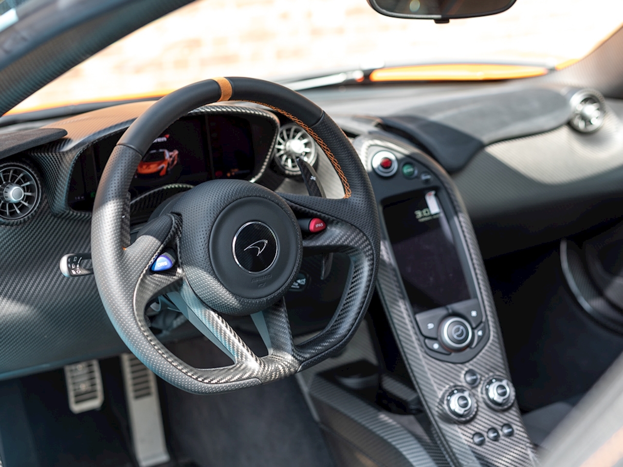2015 McLaren P1, 3/20