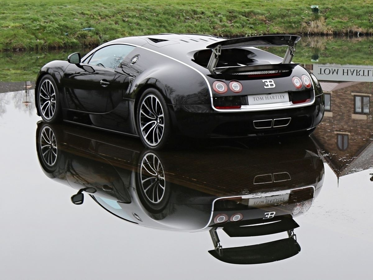 2011 Bugatti Veyron Supersport, 19/20