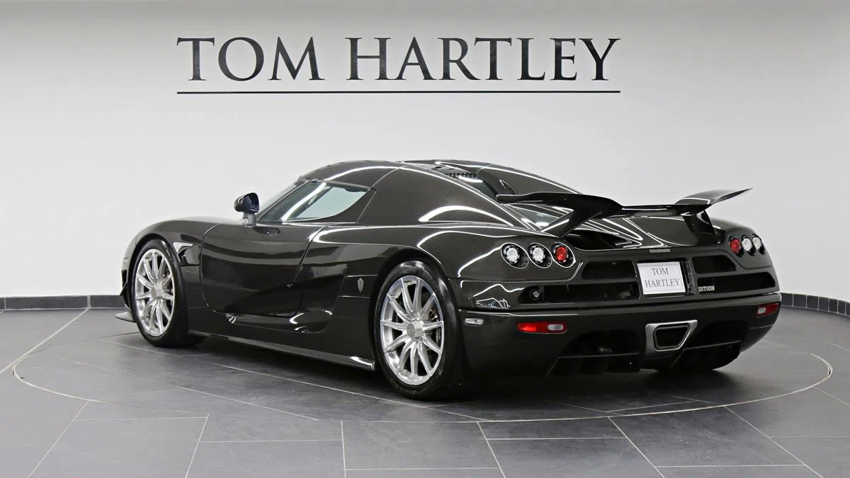 2008 Koenigsegg CCX R Edition, side profile, Exposed Carbon