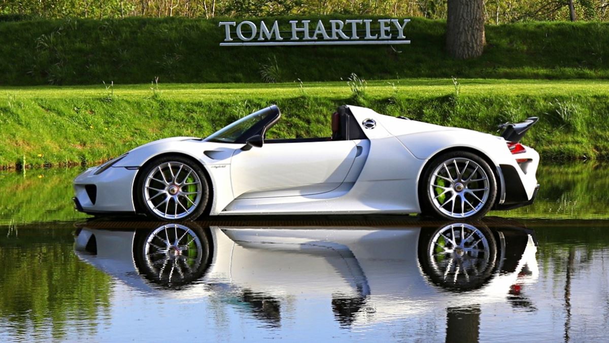 2014 Porsche 918 Spyder Weissach Package, 18/20
