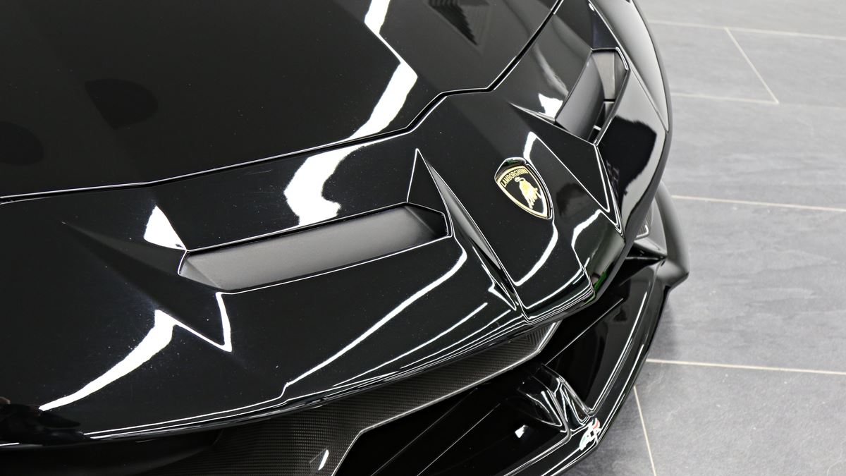 2019 Lamborghini Aventador LP770-4 SVJ, 16/20