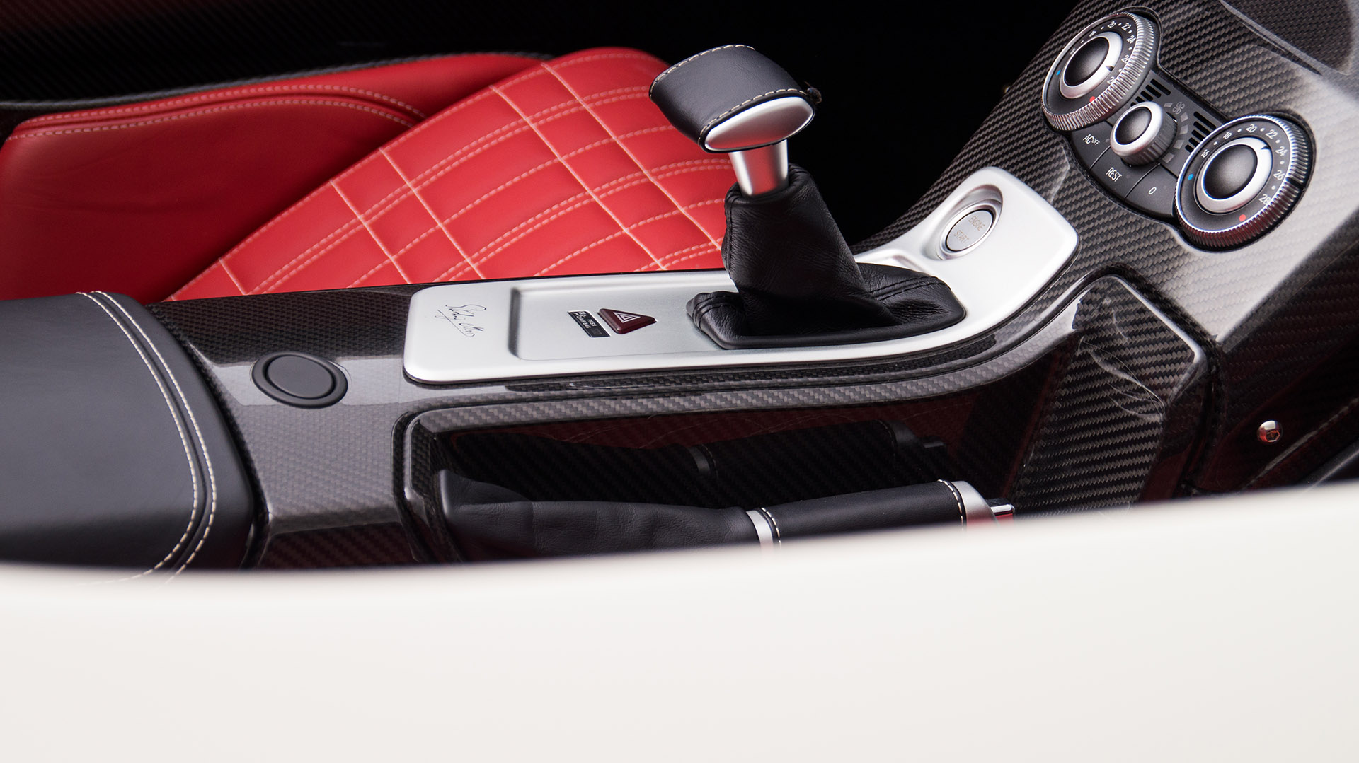 2009 MERCEDES-BENZ SLR MCLAREN STIRLING MOSS, 9/14
