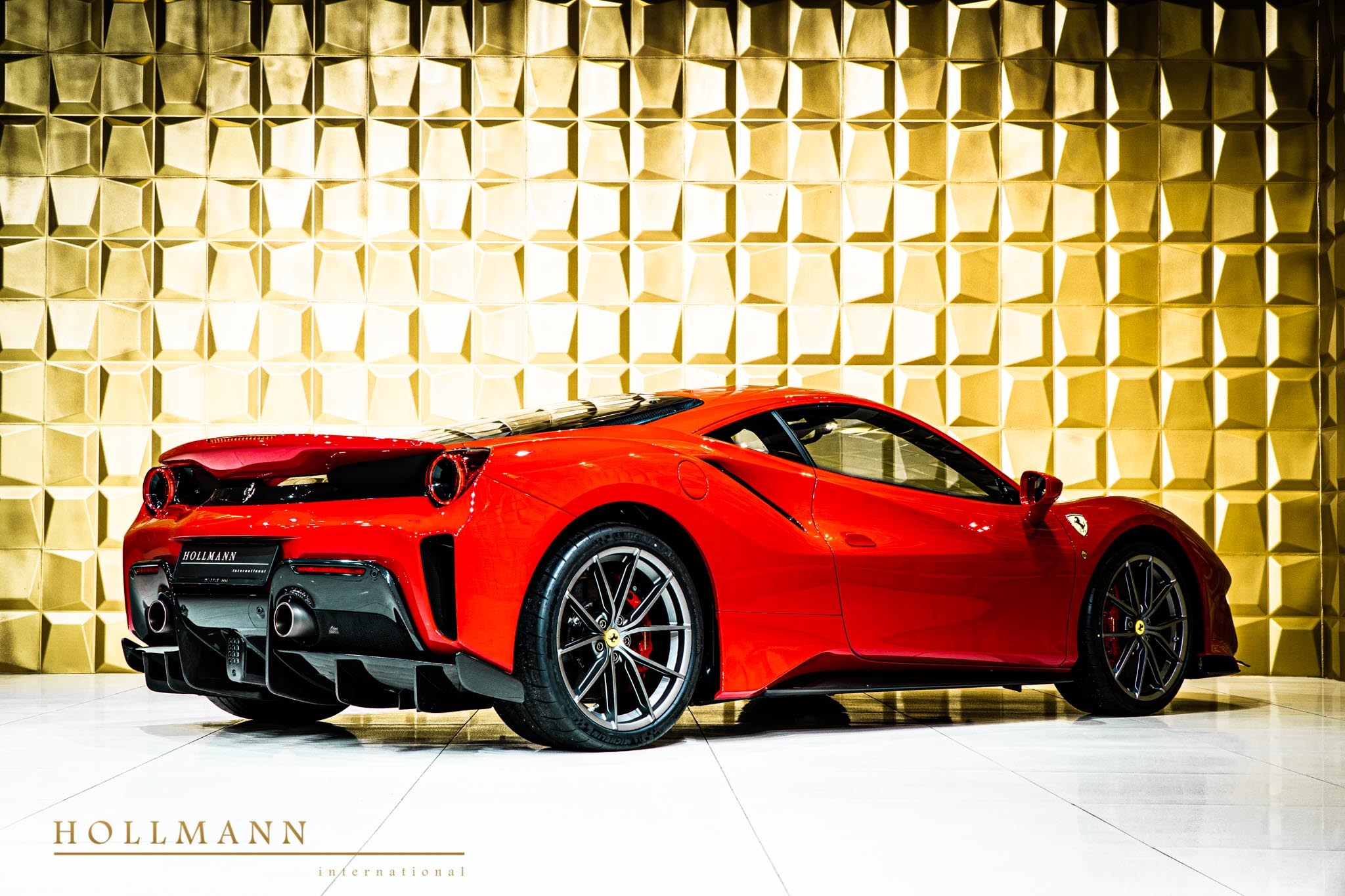 2020 Ferrari 488 Pista, 8/20