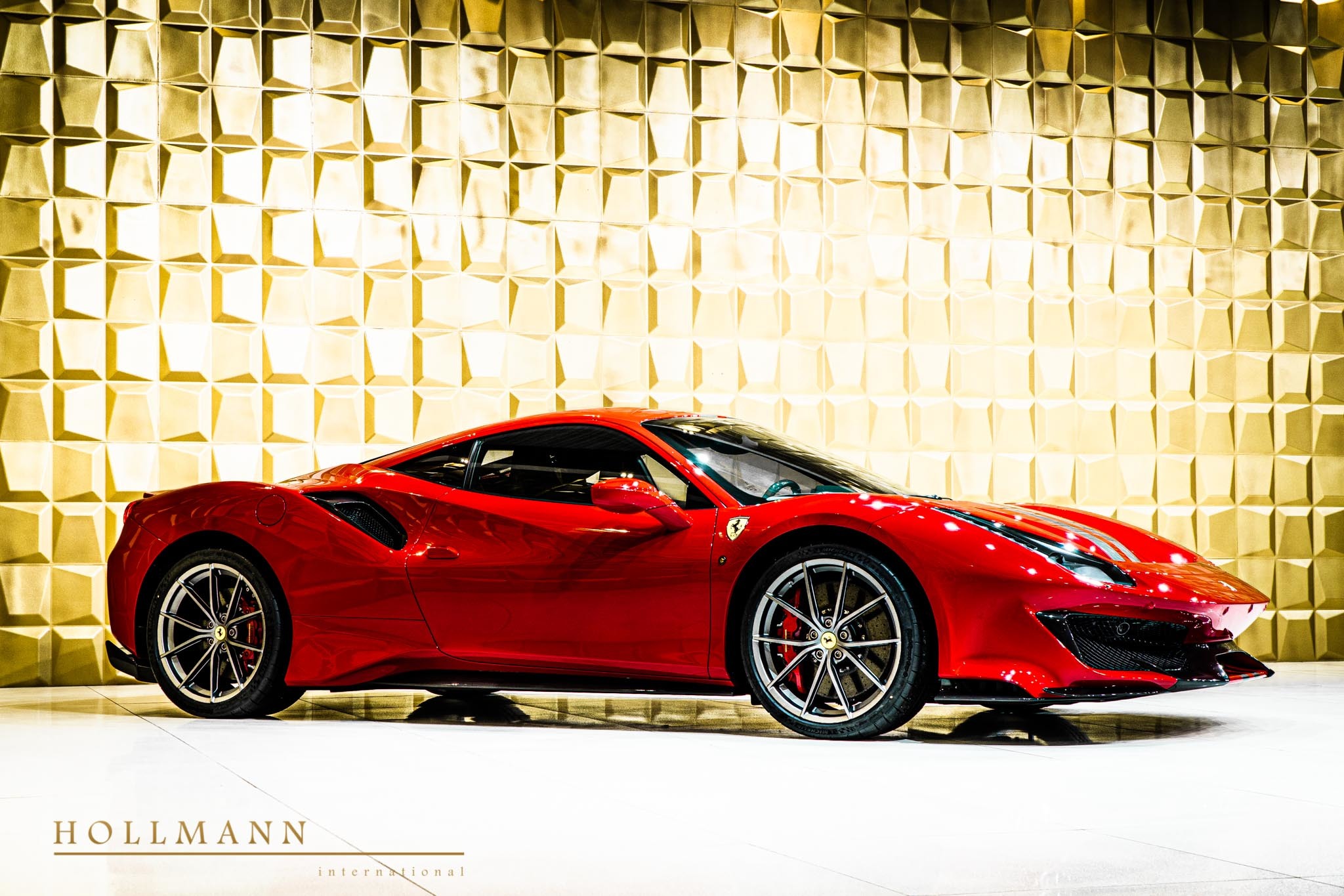 2020 Ferrari 488 Pista, 19/20