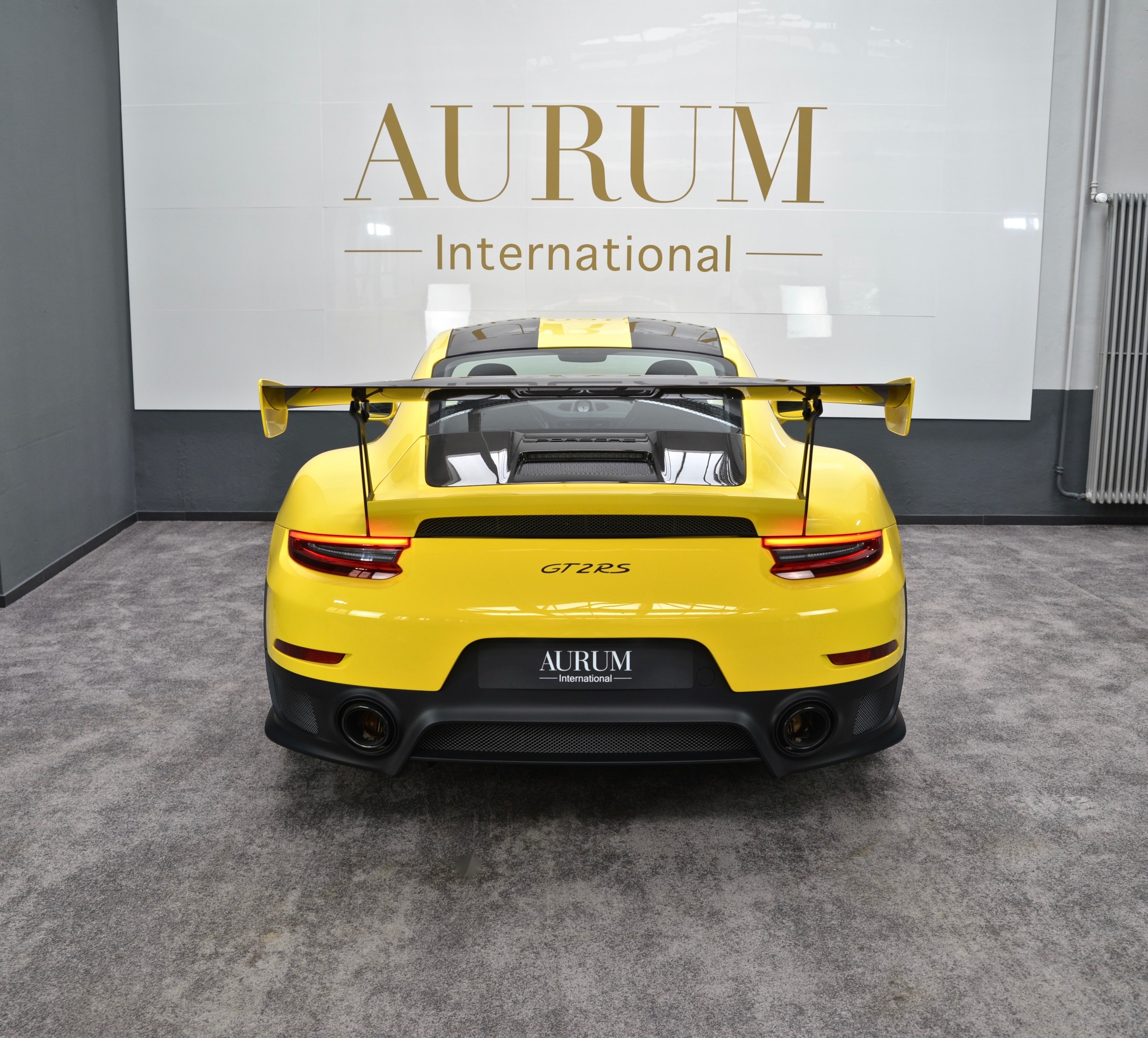 2020 Porsche 911 GT2 RS WEISSACH PACKAGE, 4/20