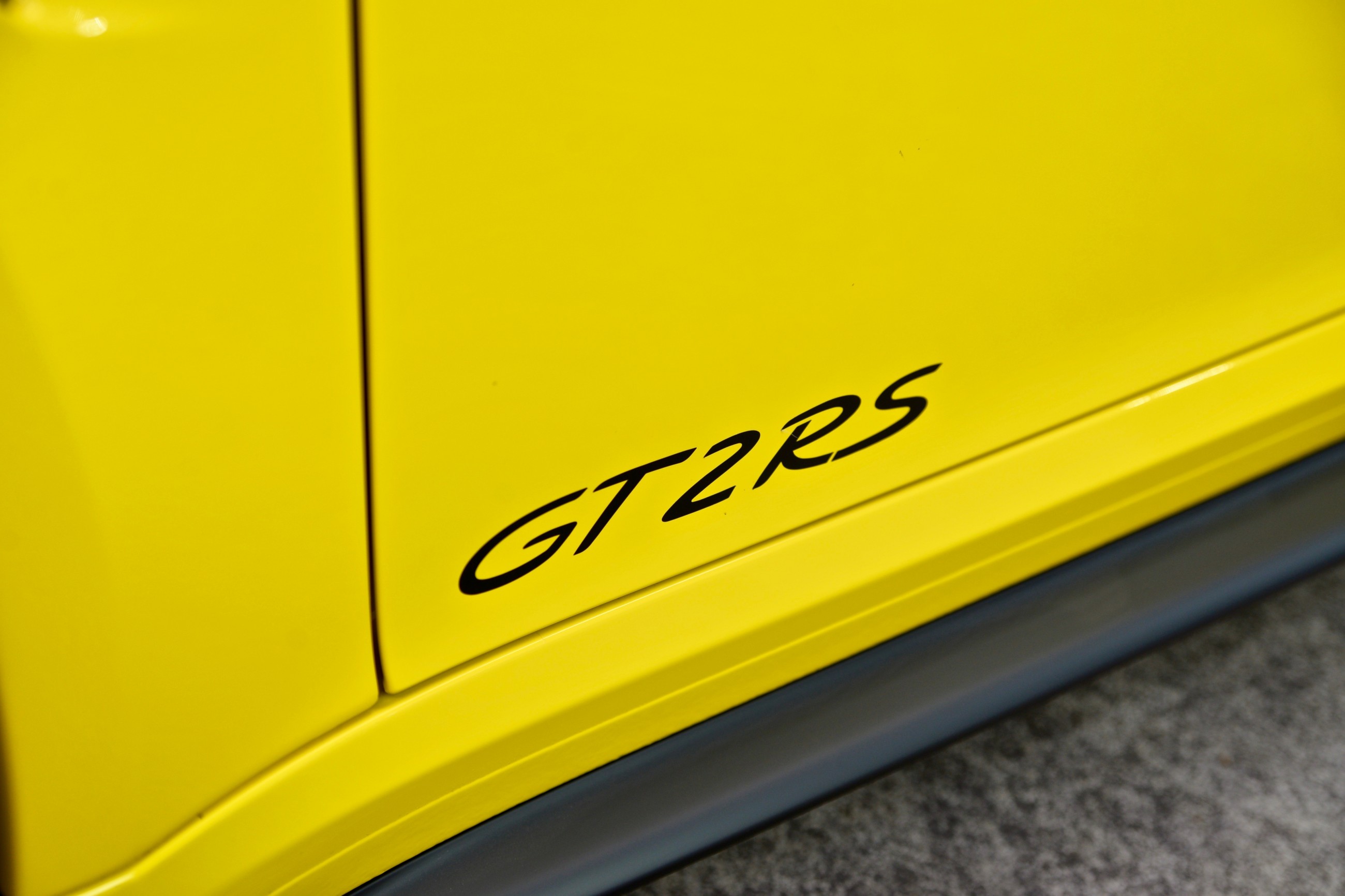 2020 Porsche 911 GT2 RS WEISSACH PACKAGE, 8/20