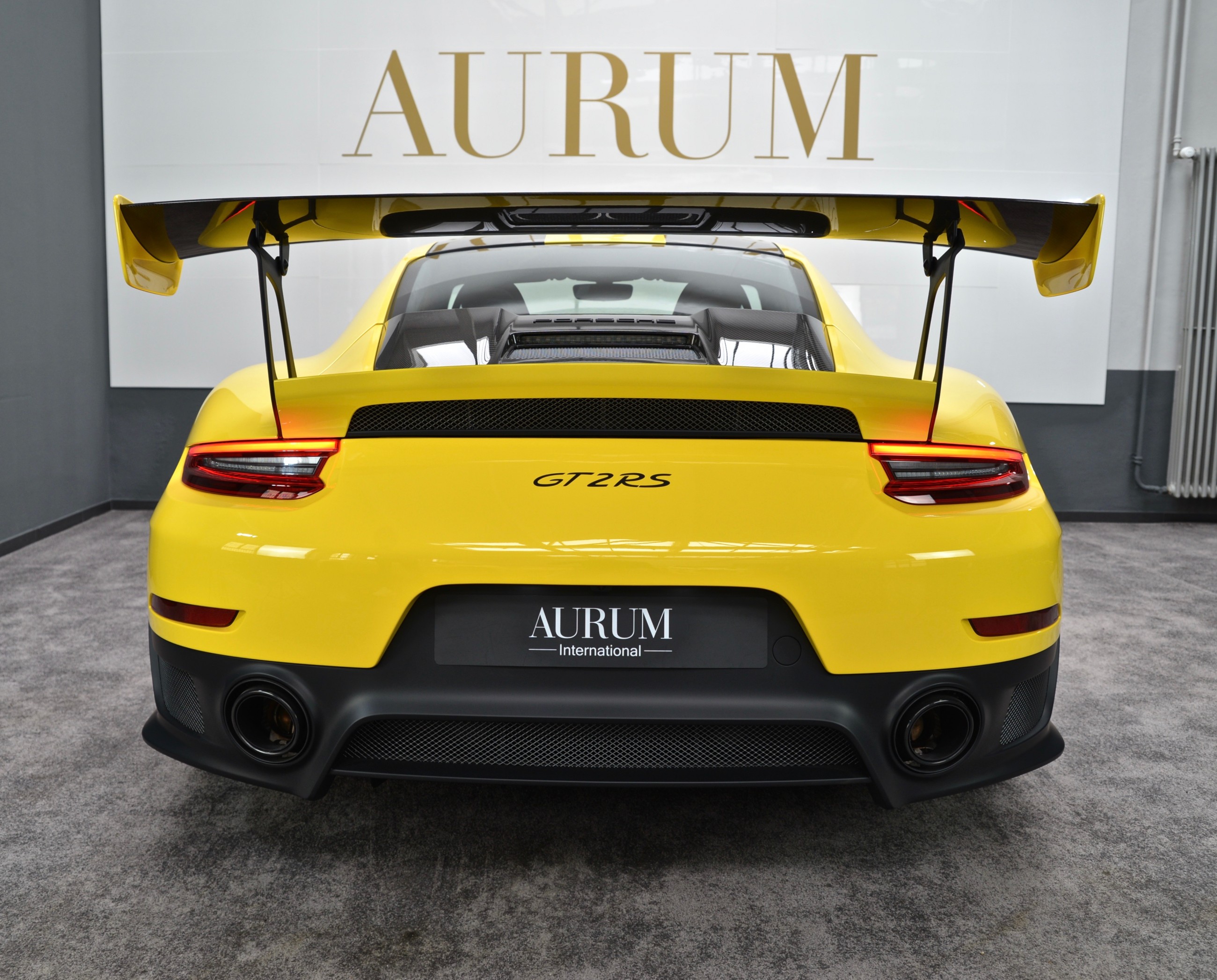 2020 Porsche 911 GT2 RS WEISSACH PACKAGE, 19/20