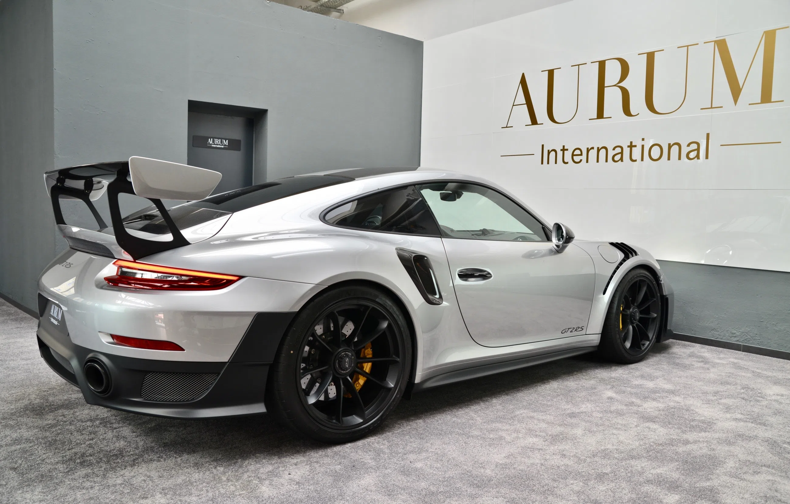 2020 Porsche 911 GT2 RS WEISSACH PACKAGE, exterior, Grey