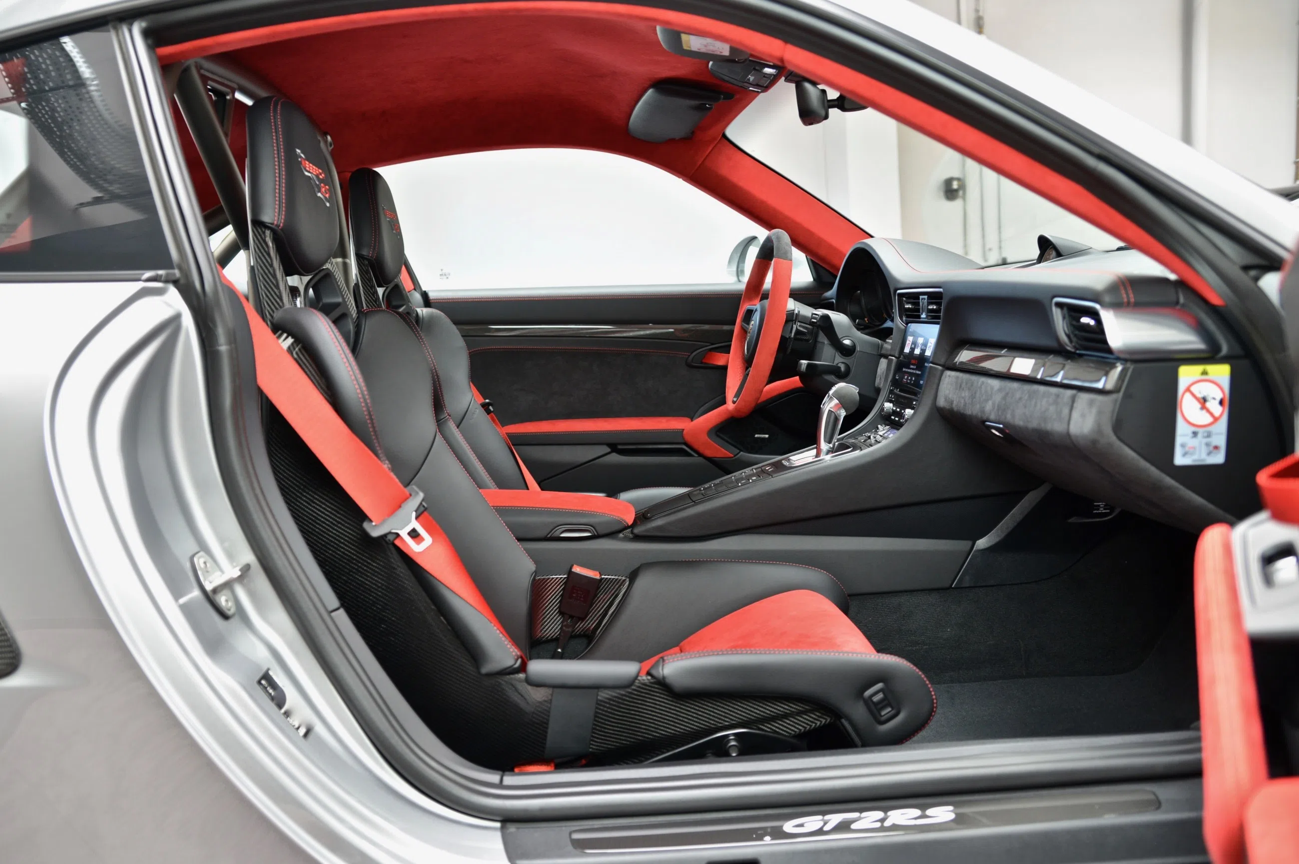 2020 Porsche 911 GT2 RS WEISSACH PACKAGE interior, seats, Black