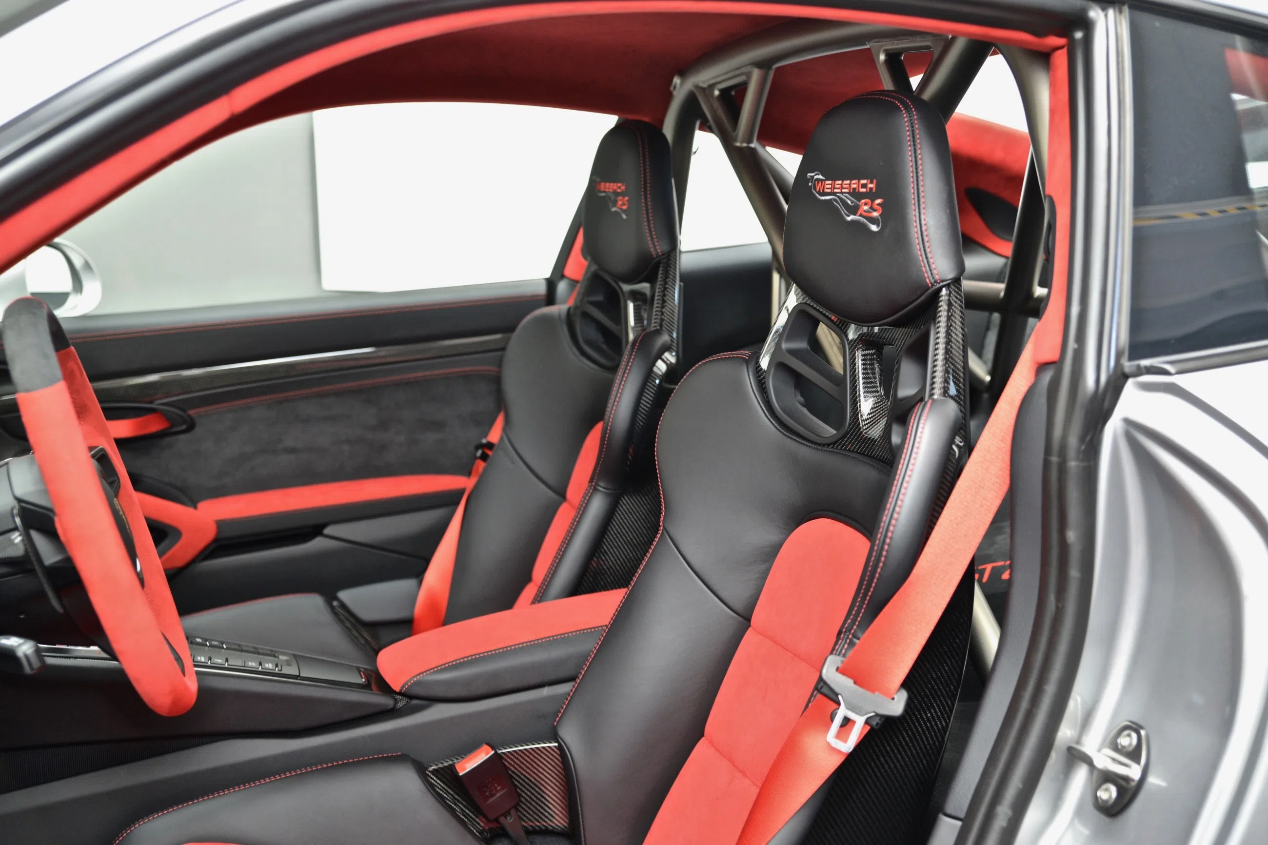 2020 Porsche 911 GT2 RS WEISSACH PACKAGE interior, seats, Black