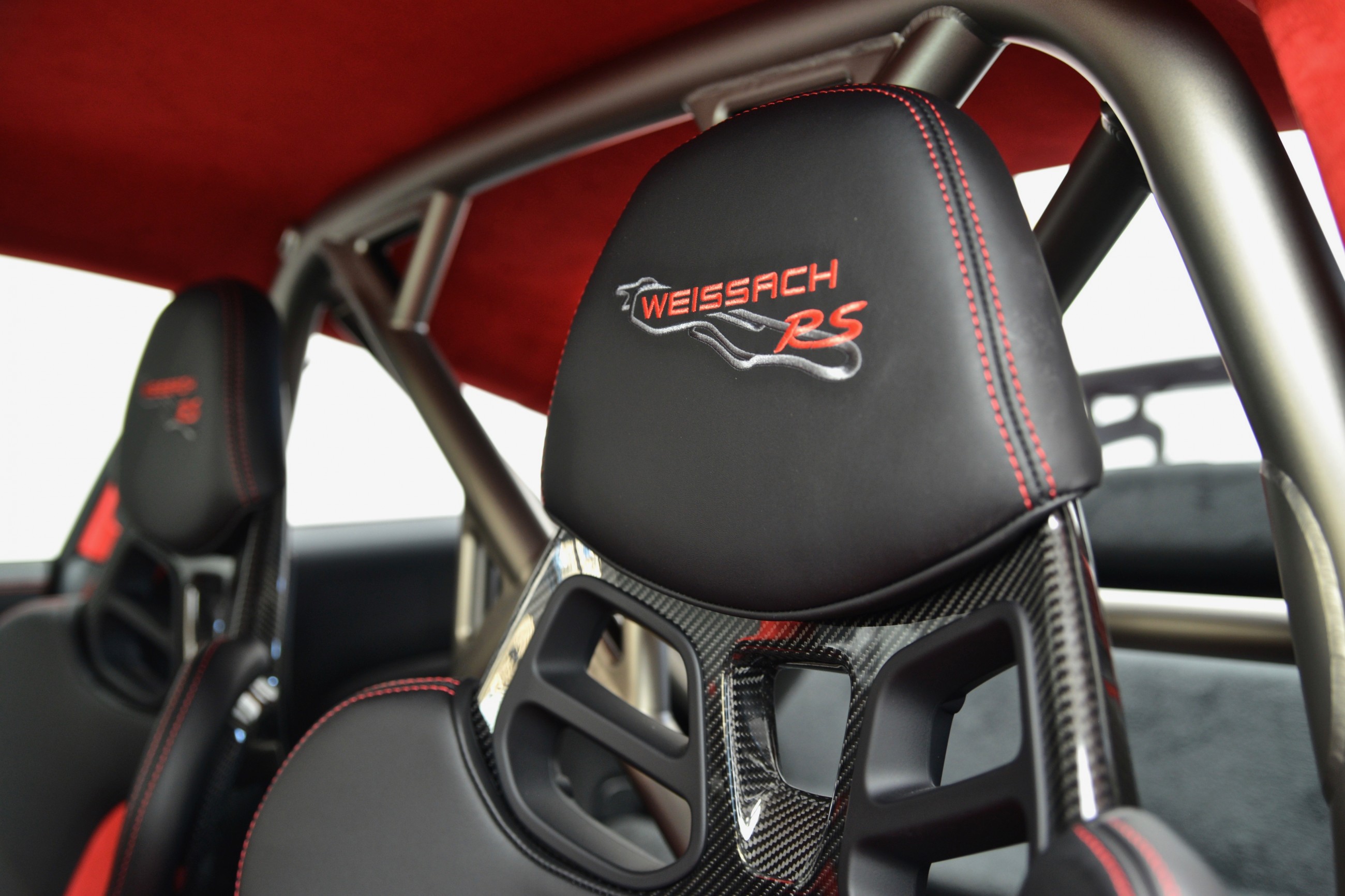 2020 Porsche 911 GT2 RS WEISSACH PACKAGE, 12/20